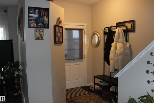 405 Orchards Boulevard, Edmonton, AB - Indoor Photo Showing Other Room