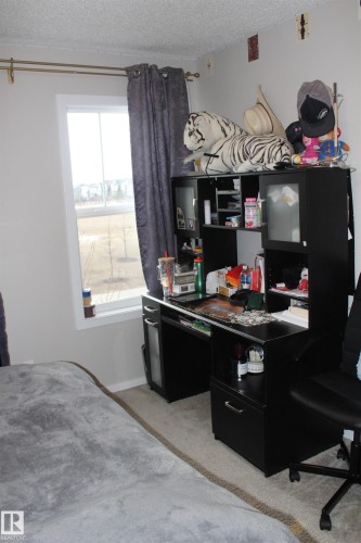 405 Orchards Boulevard, Edmonton, AB - Indoor