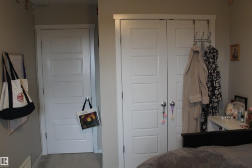 405 Orchards Boulevard, Edmonton, AB - Indoor