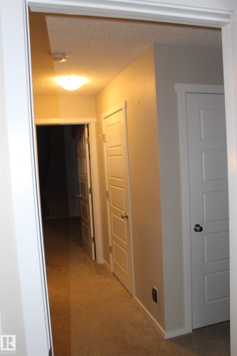 405 Orchards Boulevard, Edmonton, AB - Indoor Photo Showing Other Room