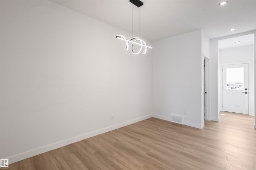 463 Bank Wynd, Leduc, AB - Indoor Photo Showing Other Room