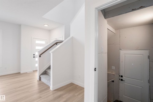 463 Bank Wynd, Leduc, AB - Indoor Photo Showing Other Room
