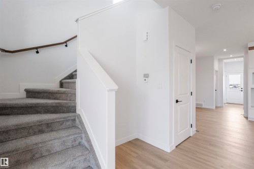 463 Bank Wynd, Leduc, AB - Indoor Photo Showing Other Room