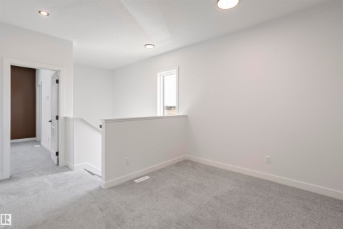 463 Bank Wynd, Leduc, AB - Indoor Photo Showing Other Room