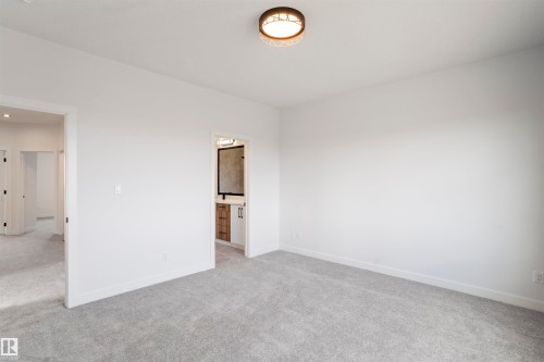 463 Bank Wynd, Leduc, AB - Indoor Photo Showing Other Room