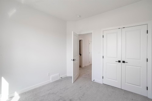463 Bank Wynd, Leduc, AB - Indoor