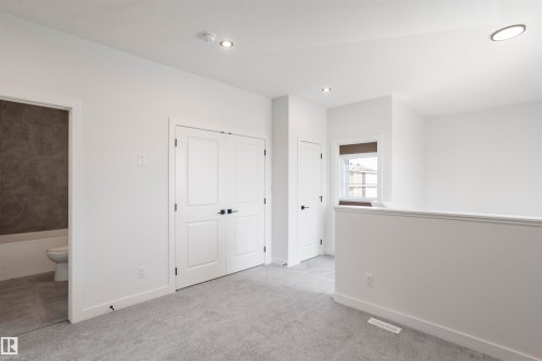 463 Bank Wynd, Leduc, AB - Indoor Photo Showing Other Room