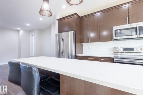 12212 124 Street, Edmonton, AB - Indoor Photo Showing Kitchen