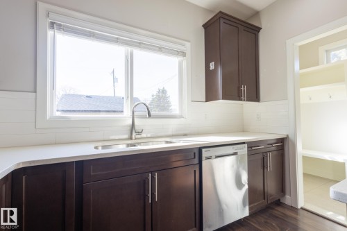 12212 124 Street, Edmonton, AB - Indoor Photo Showing Kitchen With Double Sink