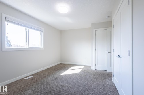 12212 124 Street, Edmonton, AB - Indoor Photo Showing Other Room