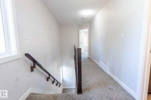12212 124 Street, Edmonton, AB - Indoor Photo Showing Other Room