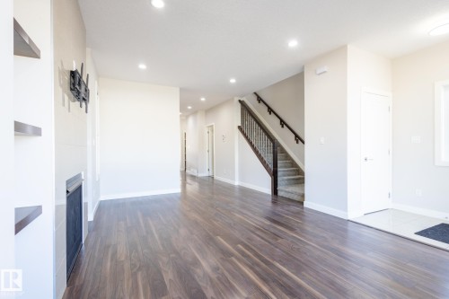12212 124 Street, Edmonton, AB - Indoor Photo Showing Other Room