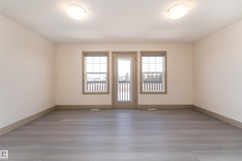5414 Bonaventure Avenue, Edmonton, AB - Indoor Photo Showing Other Room