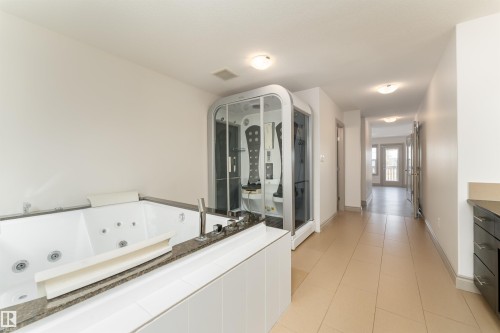 5414 Bonaventure Avenue, Edmonton, AB - Indoor