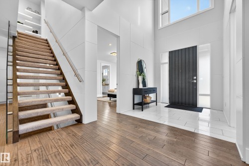 14132 97 Avenue, Edmonton, AB - Indoor Photo Showing Other Room