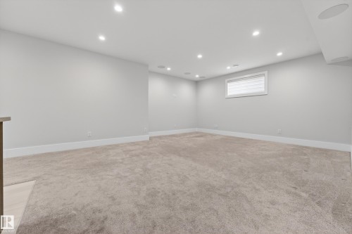 14132 97 Avenue, Edmonton, AB - Indoor