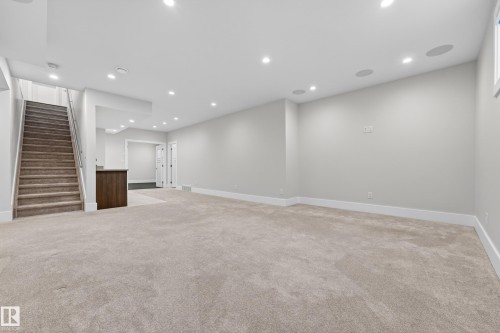 14132 97 Avenue, Edmonton, AB - Indoor Photo Showing Other Room