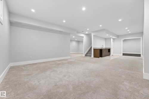 14132 97 Avenue, Edmonton, AB - Indoor Photo Showing Other Room