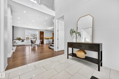 14132 97 Avenue, Edmonton, AB - Indoor Photo Showing Other Room