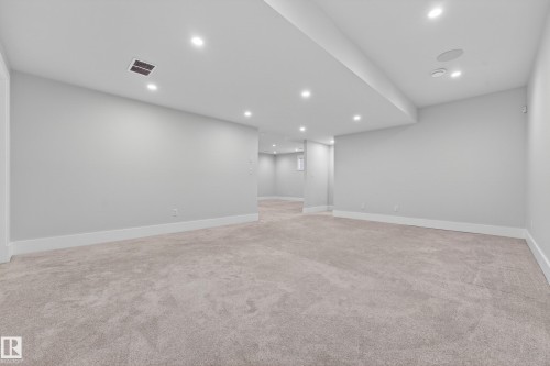 14132 97 Avenue, Edmonton, AB - Indoor Photo Showing Other Room