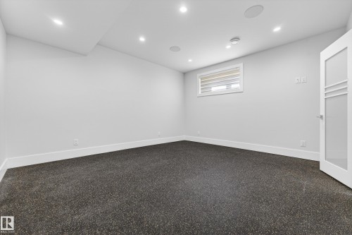14132 97 Avenue, Edmonton, AB - Indoor Photo Showing Other Room