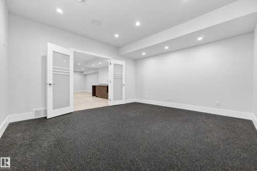 14132 97 Avenue, Edmonton, AB - Indoor Photo Showing Other Room