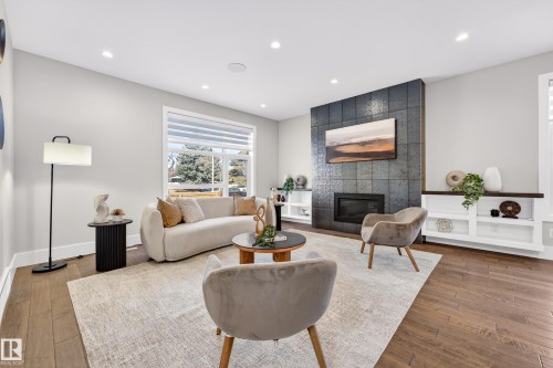 14132 97 Avenue, Edmonton, AB - Indoor Photo Showing Living Room With Fireplace