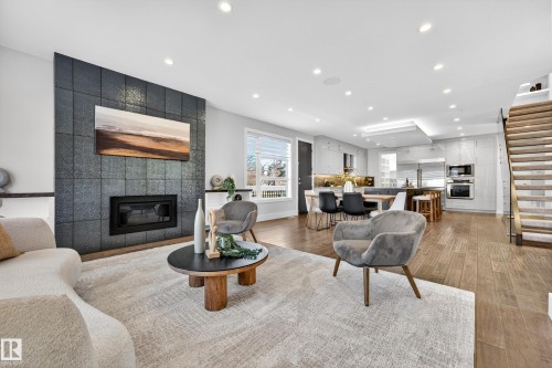14132 97 Avenue, Edmonton, AB - Indoor Photo Showing Living Room With Fireplace