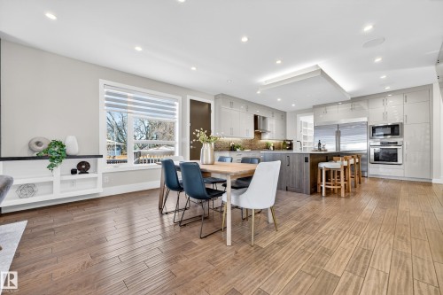 14132 97 Avenue, Edmonton, AB - Indoor Photo Showing Dining Room
