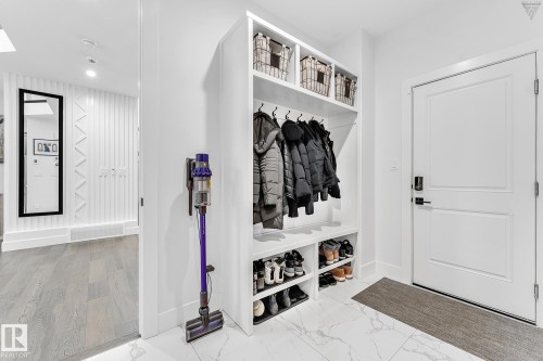 3130 Kostash Green, Edmonton, AB - Indoor Photo Showing Other Room