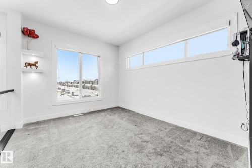 3130 Kostash Green, Edmonton, AB - Indoor Photo Showing Other Room