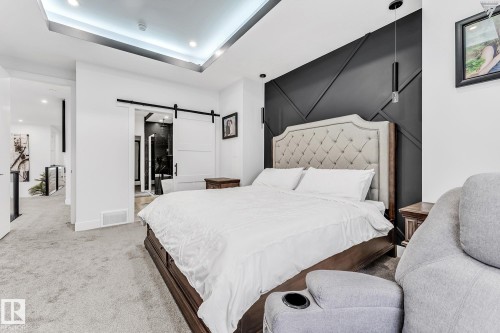 3130 Kostash Green, Edmonton, AB - Indoor Photo Showing Bedroom