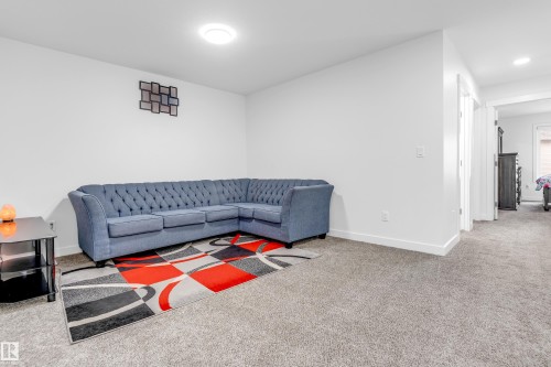 1336 11 Avenue, Edmonton, AB - Indoor Photo Showing Living Room