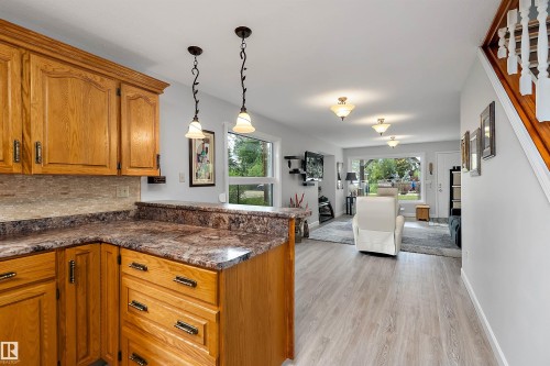 110 1St Avenue, Rural Wetaskiwin County, AB - Indoor Photo Showing Kitchen