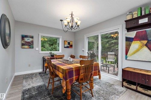 110 1St Avenue, Rural Wetaskiwin County, AB - Indoor Photo Showing Dining Room