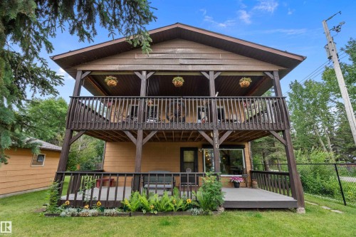 110 1St Avenue, Rural Wetaskiwin County, AB - Outdoor With Deck Patio Veranda