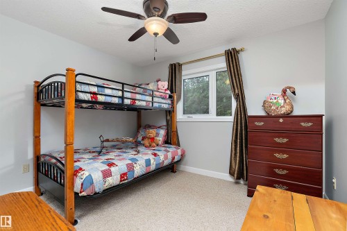 110 1St Avenue, Rural Wetaskiwin County, AB - Indoor Photo Showing Bedroom