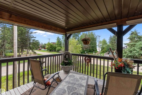 110 1St Avenue, Rural Wetaskiwin County, AB - Outdoor With Deck Patio Veranda With Exterior