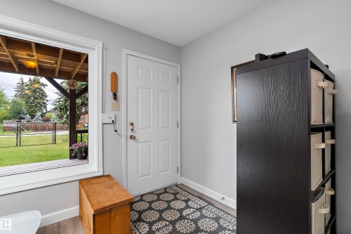 110 1St Avenue, Rural Wetaskiwin County, AB - Indoor