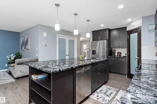 4294 126A Avenue, Edmonton, AB - Indoor Photo Showing Kitchen With Stainless Steel Kitchen With Double Sink With Upgraded Kitchen