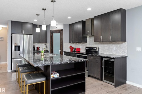 4294 126A Avenue, Edmonton, AB - Indoor Photo Showing Kitchen With Stainless Steel Kitchen With Upgraded Kitchen
