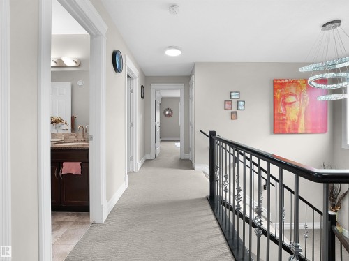 2422 Warry Place Sw, Edmonton, AB - Indoor Photo Showing Other Room