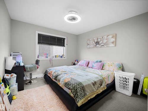 2422 Warry Place Sw, Edmonton, AB - Indoor Photo Showing Bedroom