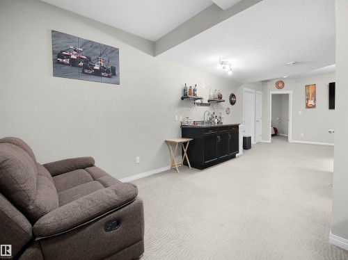 2422 Warry Place Sw, Edmonton, AB - Indoor