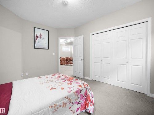 2422 Warry Place Sw, Edmonton, AB - Indoor Photo Showing Bedroom