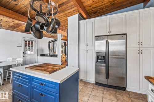 318 Main Street, Ferintosh, AB - Indoor Photo Showing Kitchen