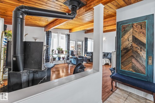 318 Main Street, Ferintosh, AB - Indoor