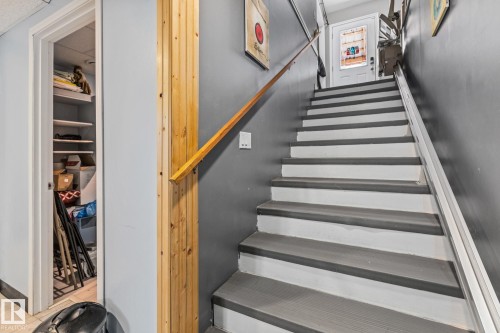 318 Main Street, Ferintosh, AB - Indoor Photo Showing Other Room