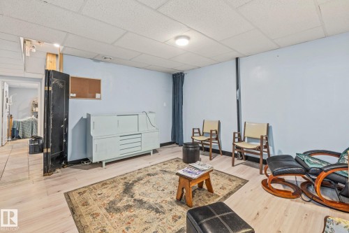 318 Main Street, Ferintosh, AB - Indoor