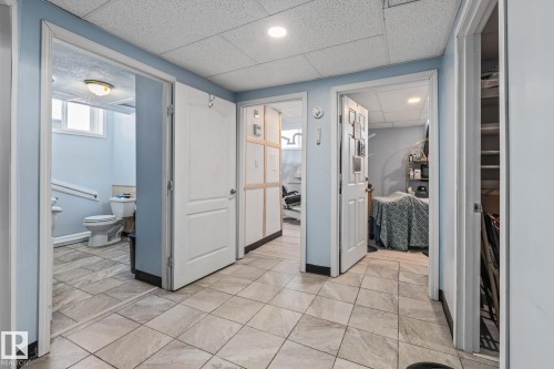 318 Main Street, Ferintosh, AB - Indoor